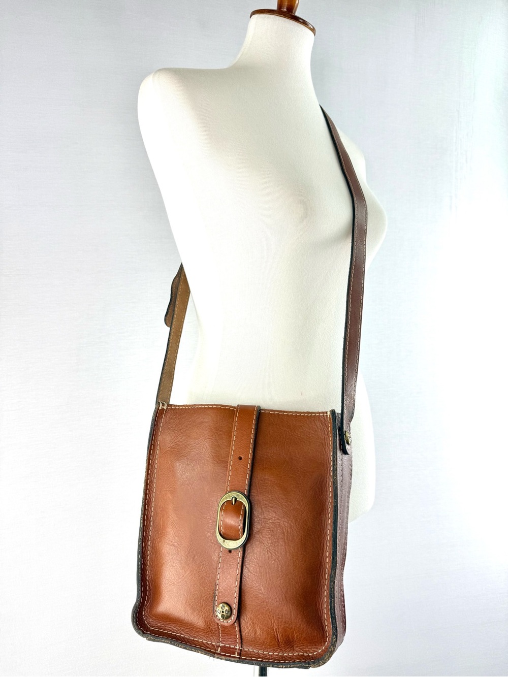 Patricia Nash Venezia Classic Tan Leather Crossbody Bag